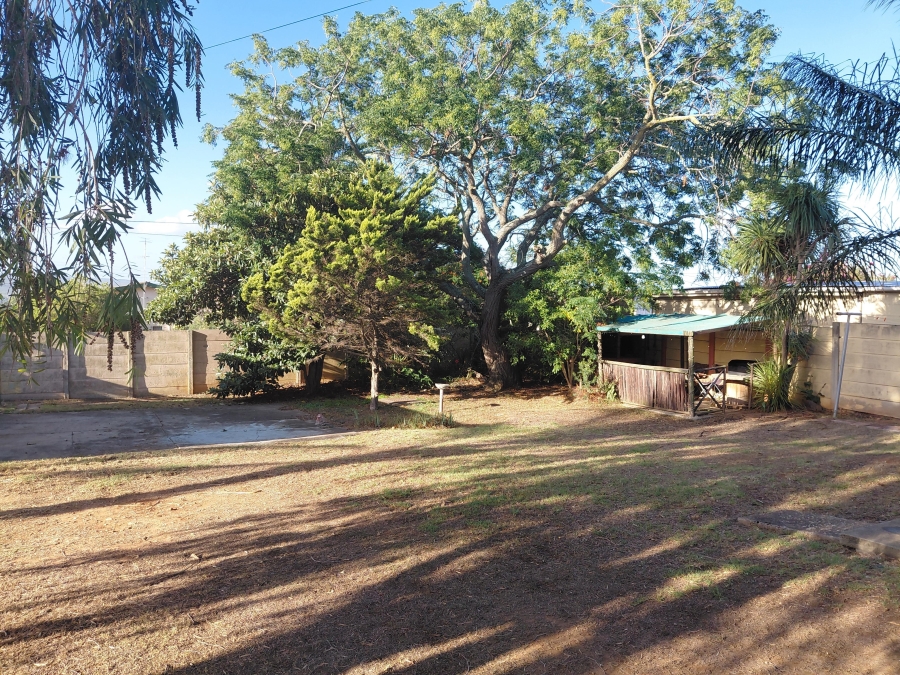 3 Bedroom Property for Sale in Bothasrus Eastern Cape